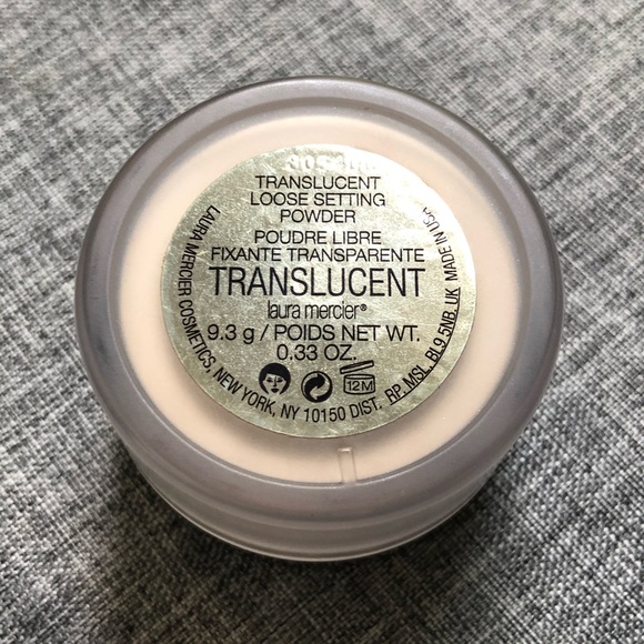 Laura Mercier Translucent Setting Powder - Picture 2 of 4